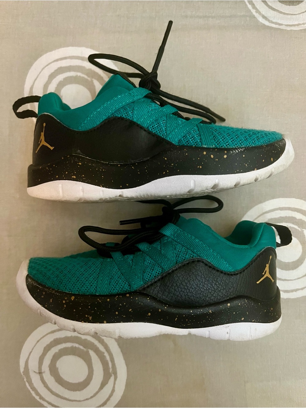Jordan Kids' Teal and Black Sneakers with Gold Accents